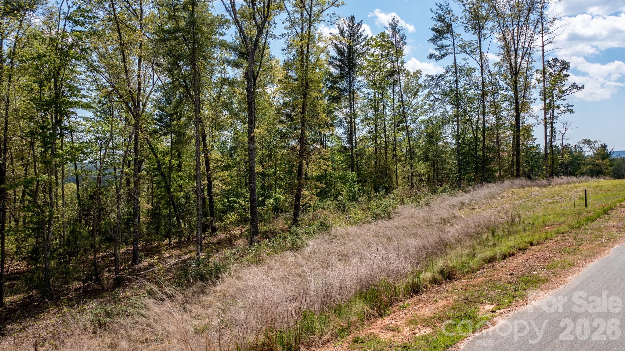 The Waterfront Club - Land