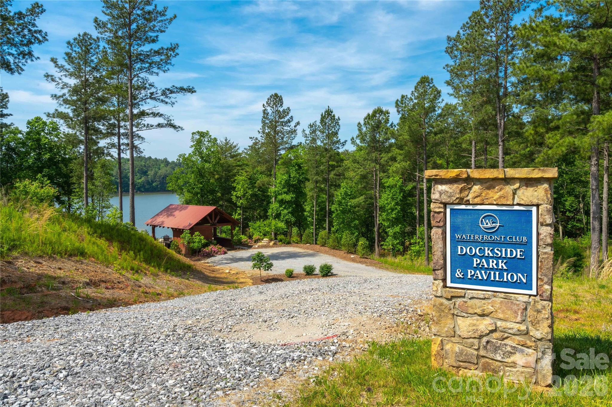 The Waterfront Club - Land