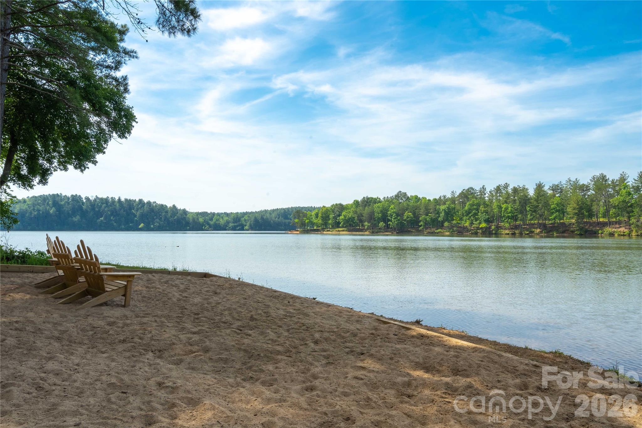 The Waterfront Club - Land