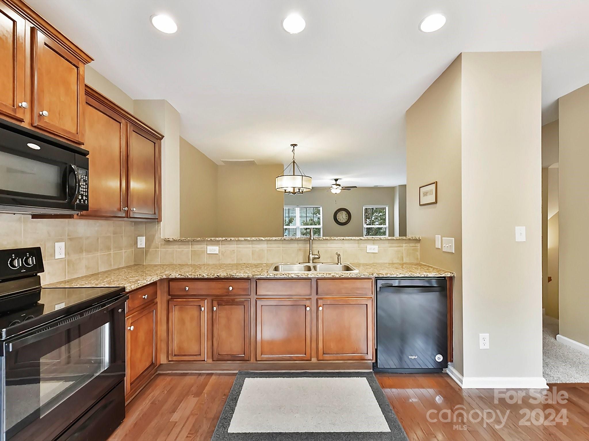 Moss Creek Village - Residential