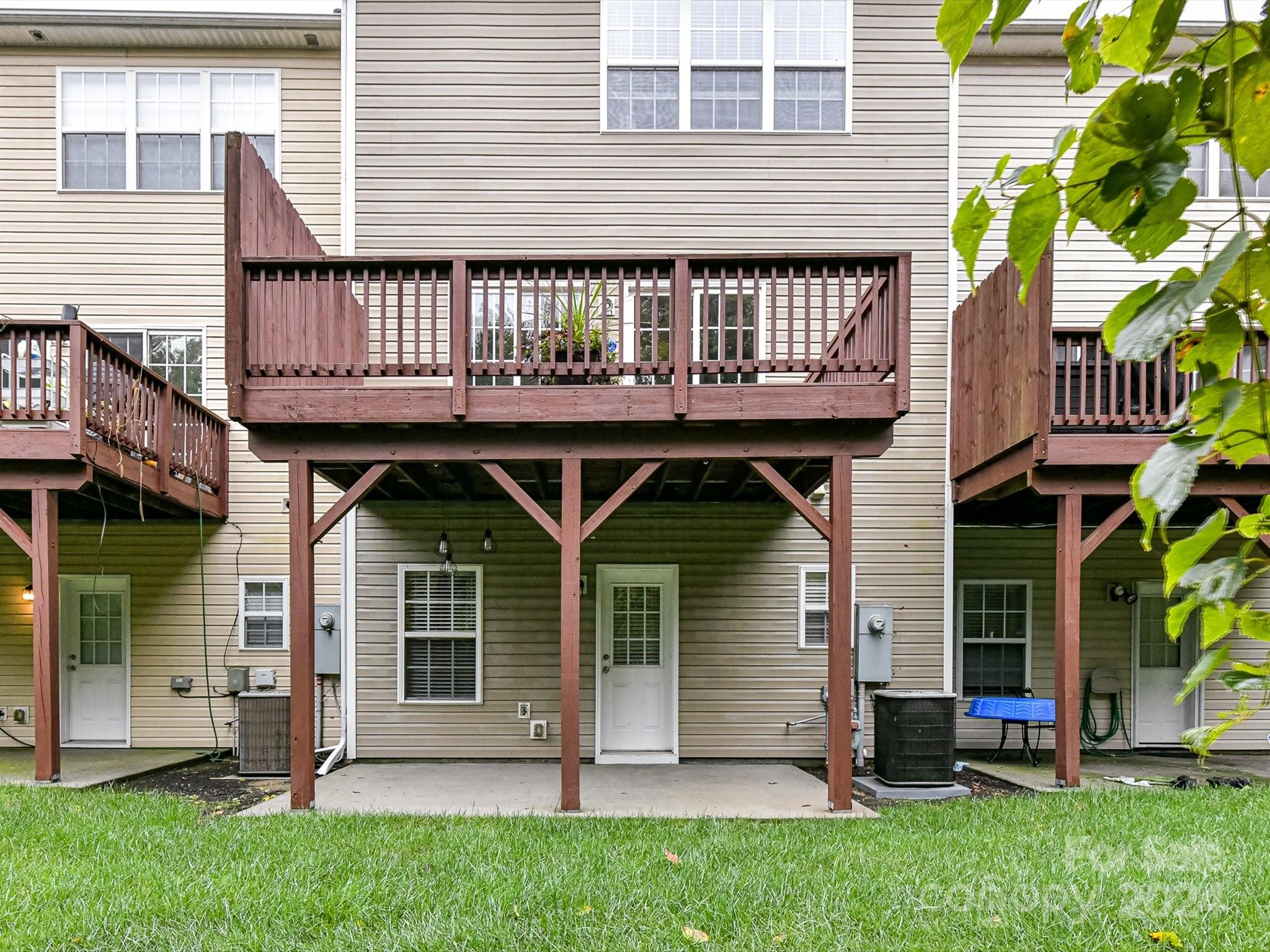 Moss Creek Village - Residential