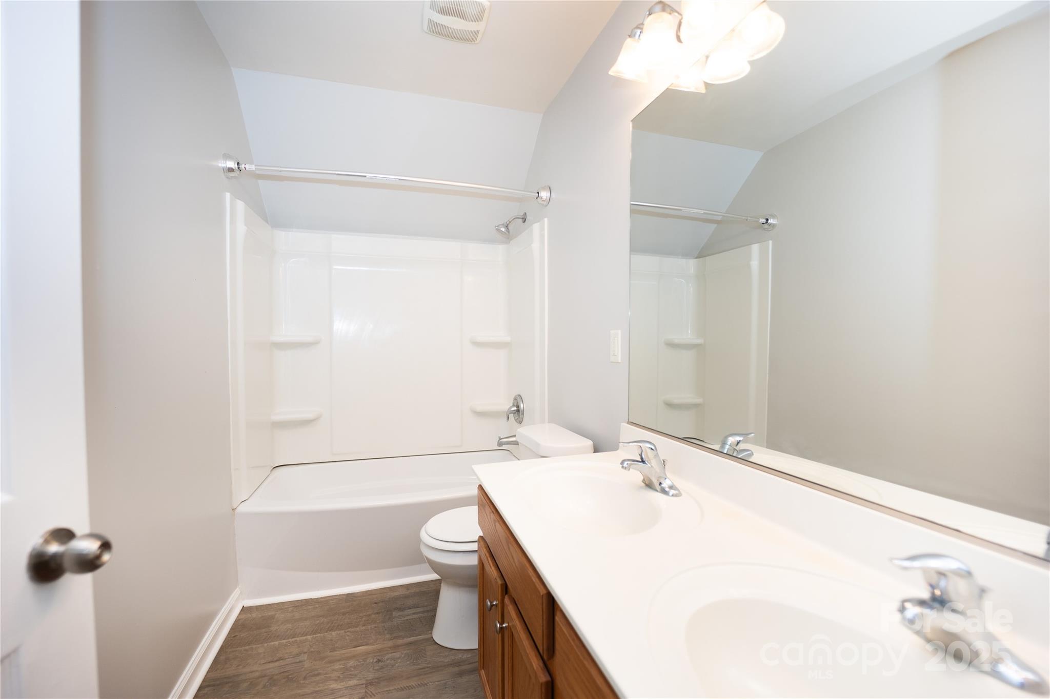 Bridge Pointe - Residential