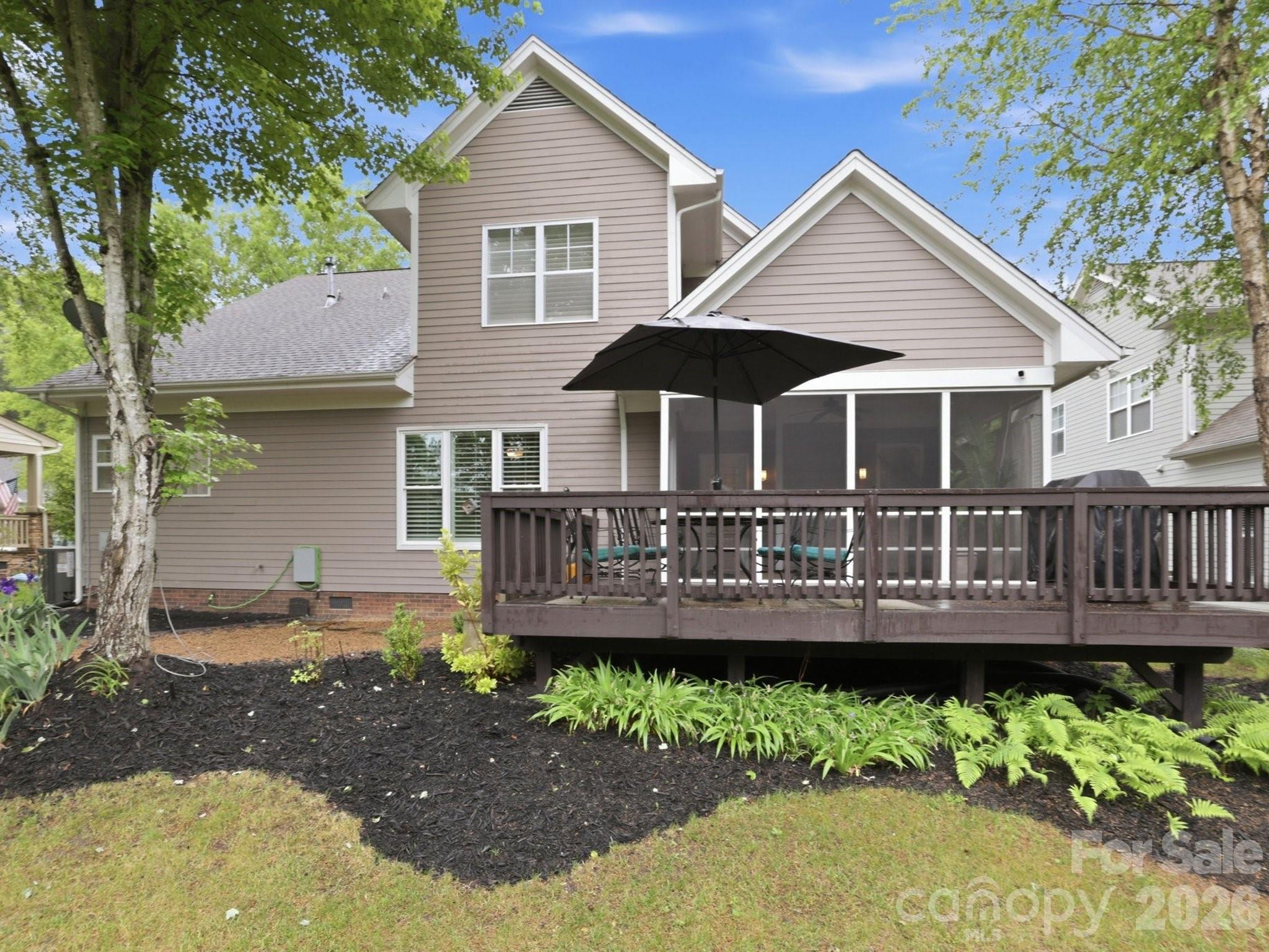 Lake Shore - Residential