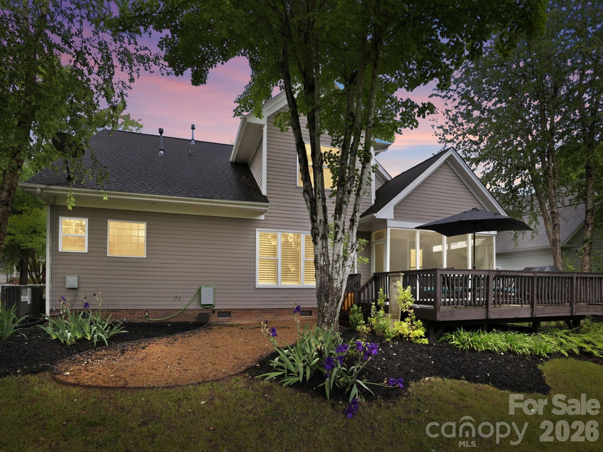 Lake Shore - Residential