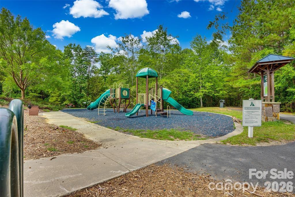 Lake Shore - Residential