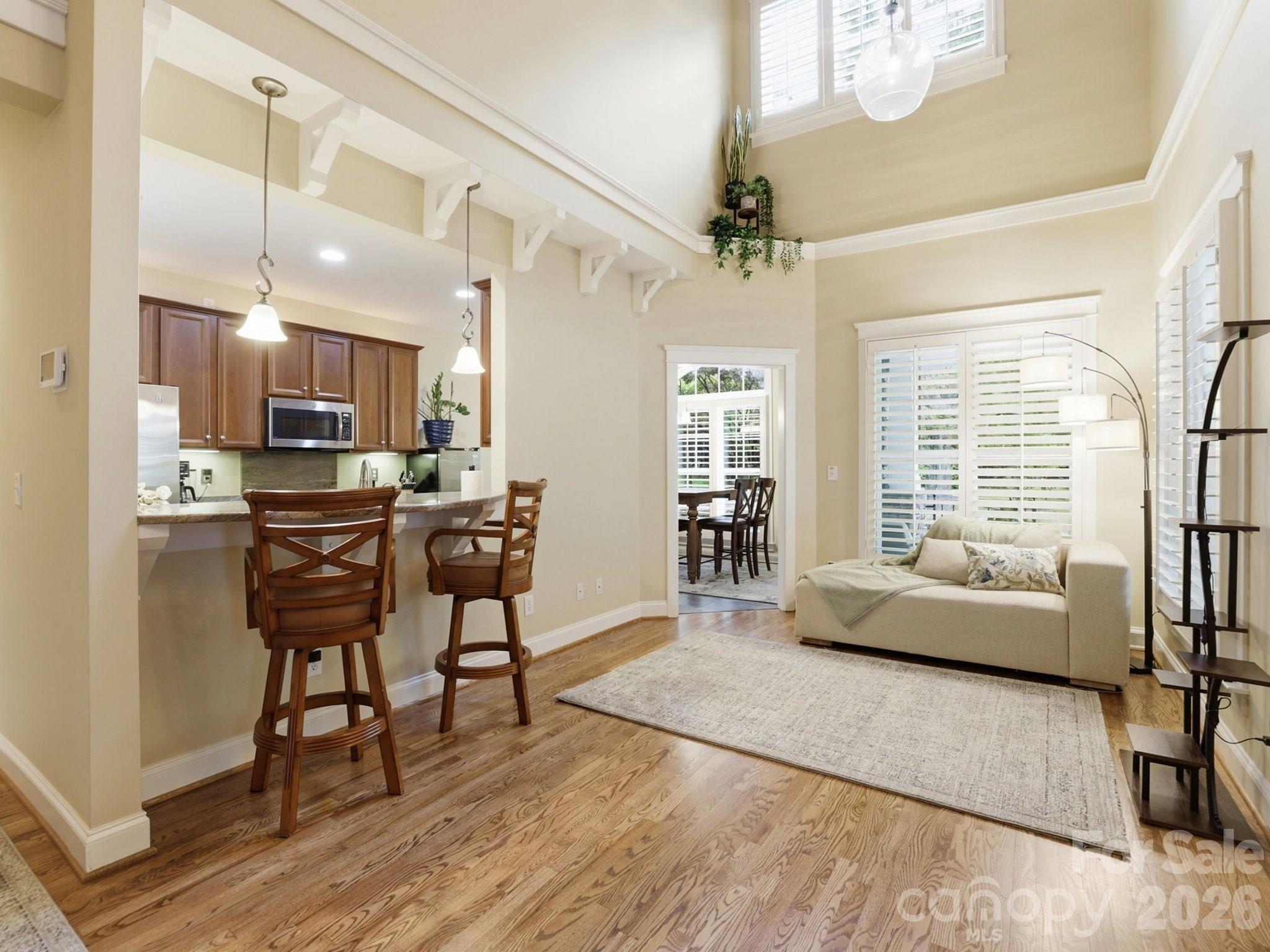 Lake Shore - Residential