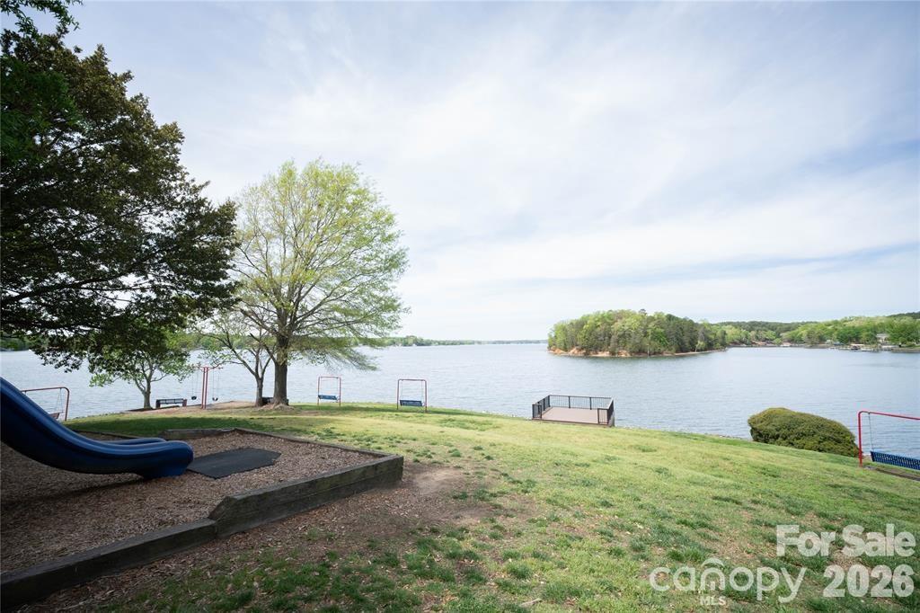 Lake Shore - Residential