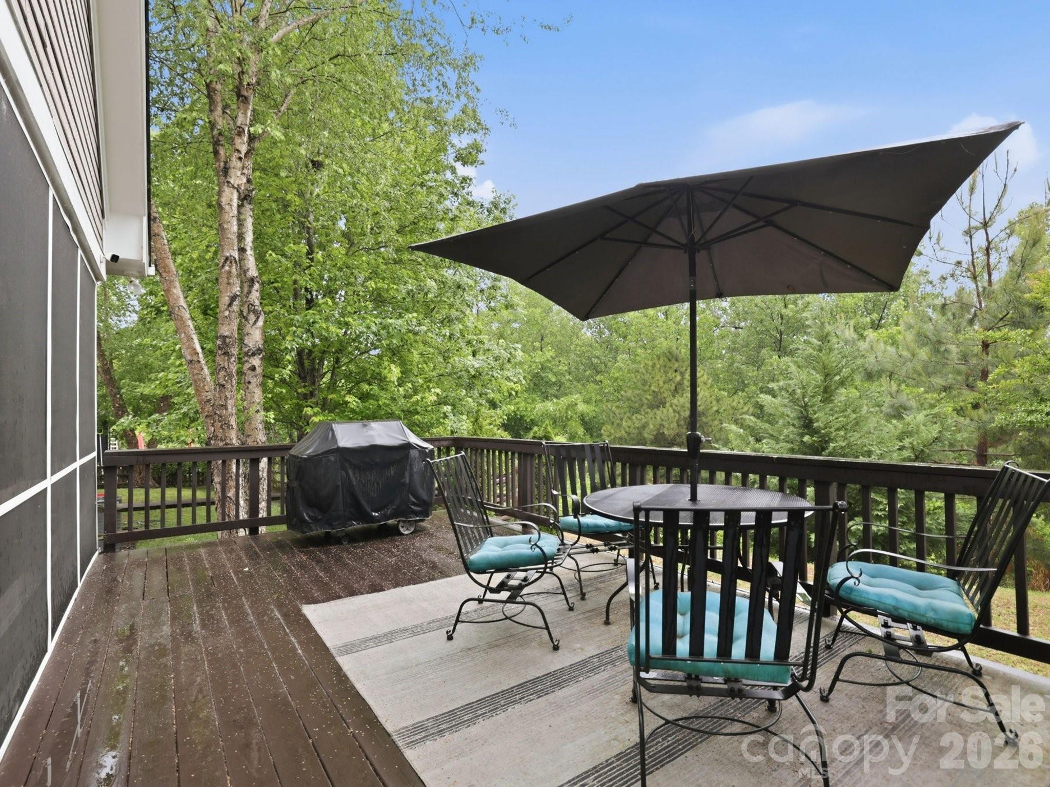 Lake Shore - Residential
