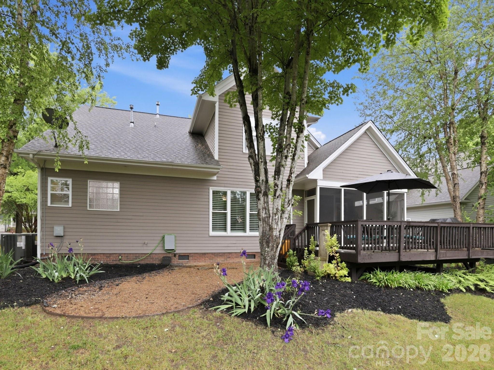 Lake Shore - Residential