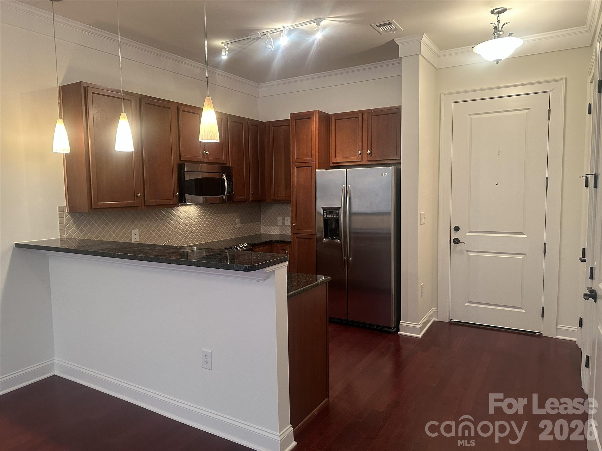 2810 Selwyn Avenue 126