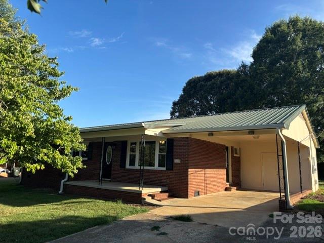 2378 Old Field Road