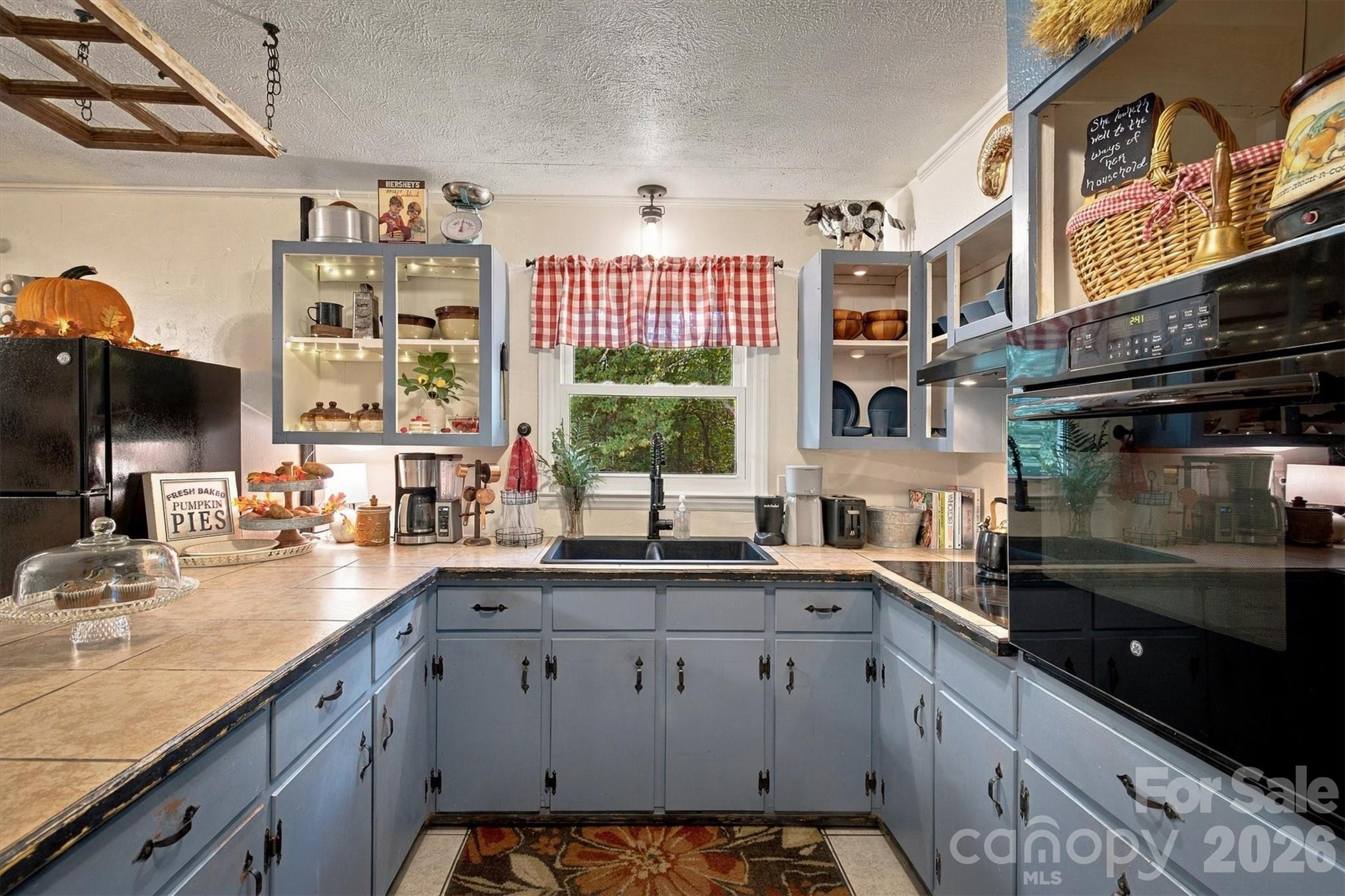 4753 Calico Road