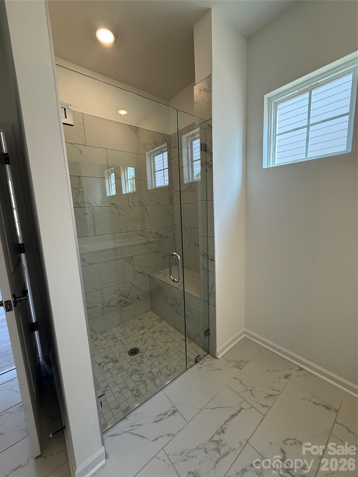 Roselyn - Residential