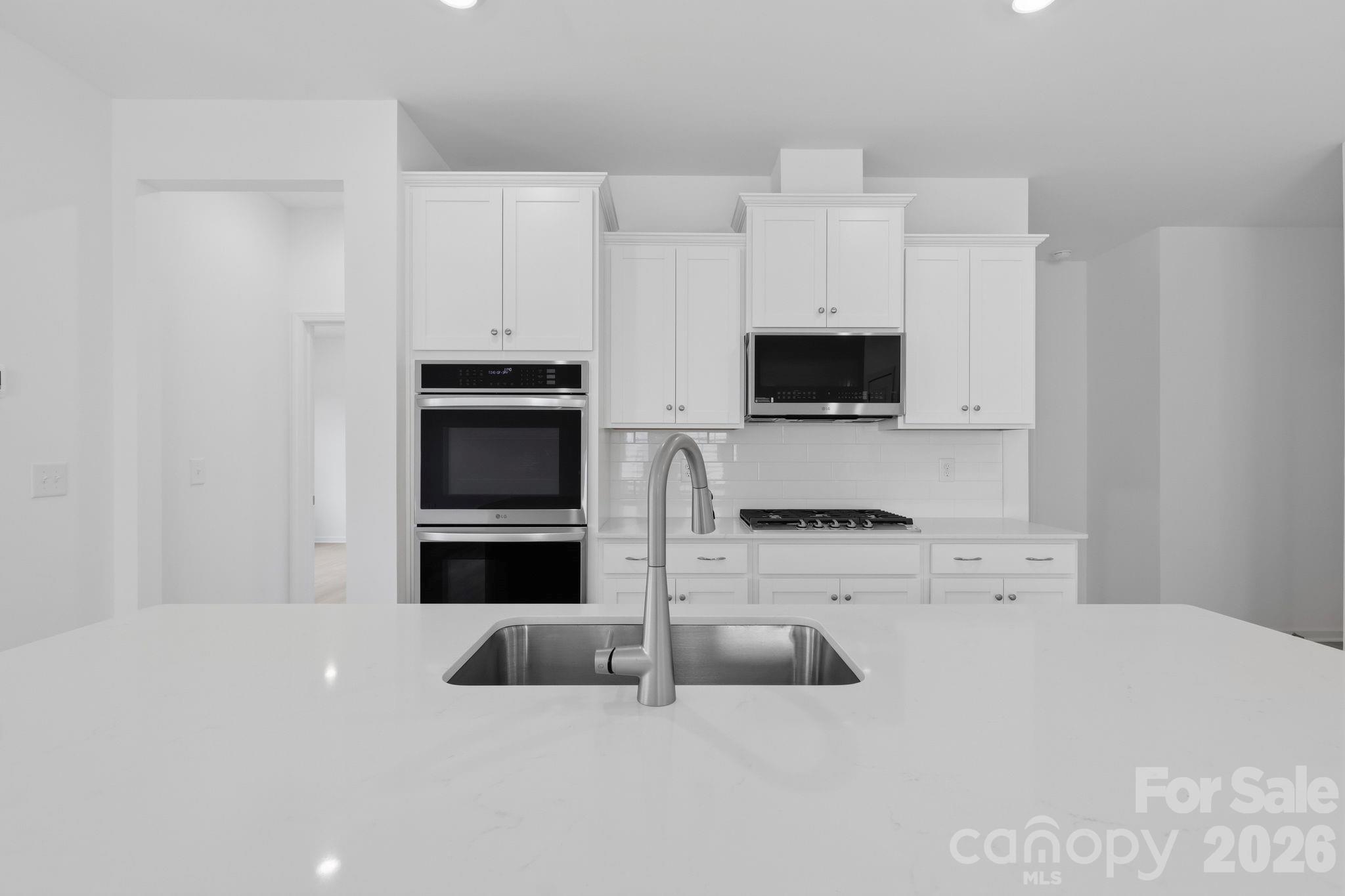Roselyn - Residential