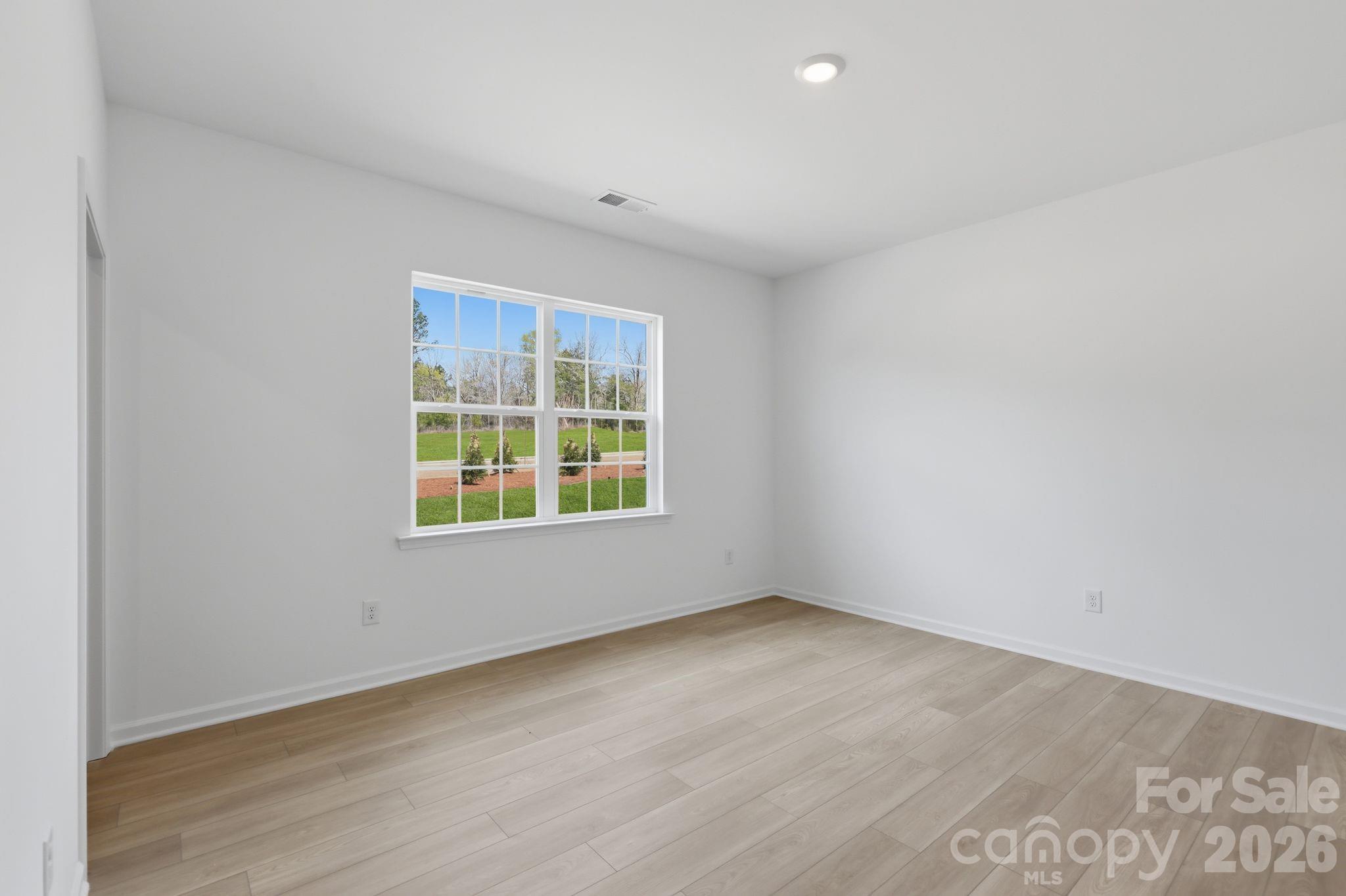 Roselyn - Residential