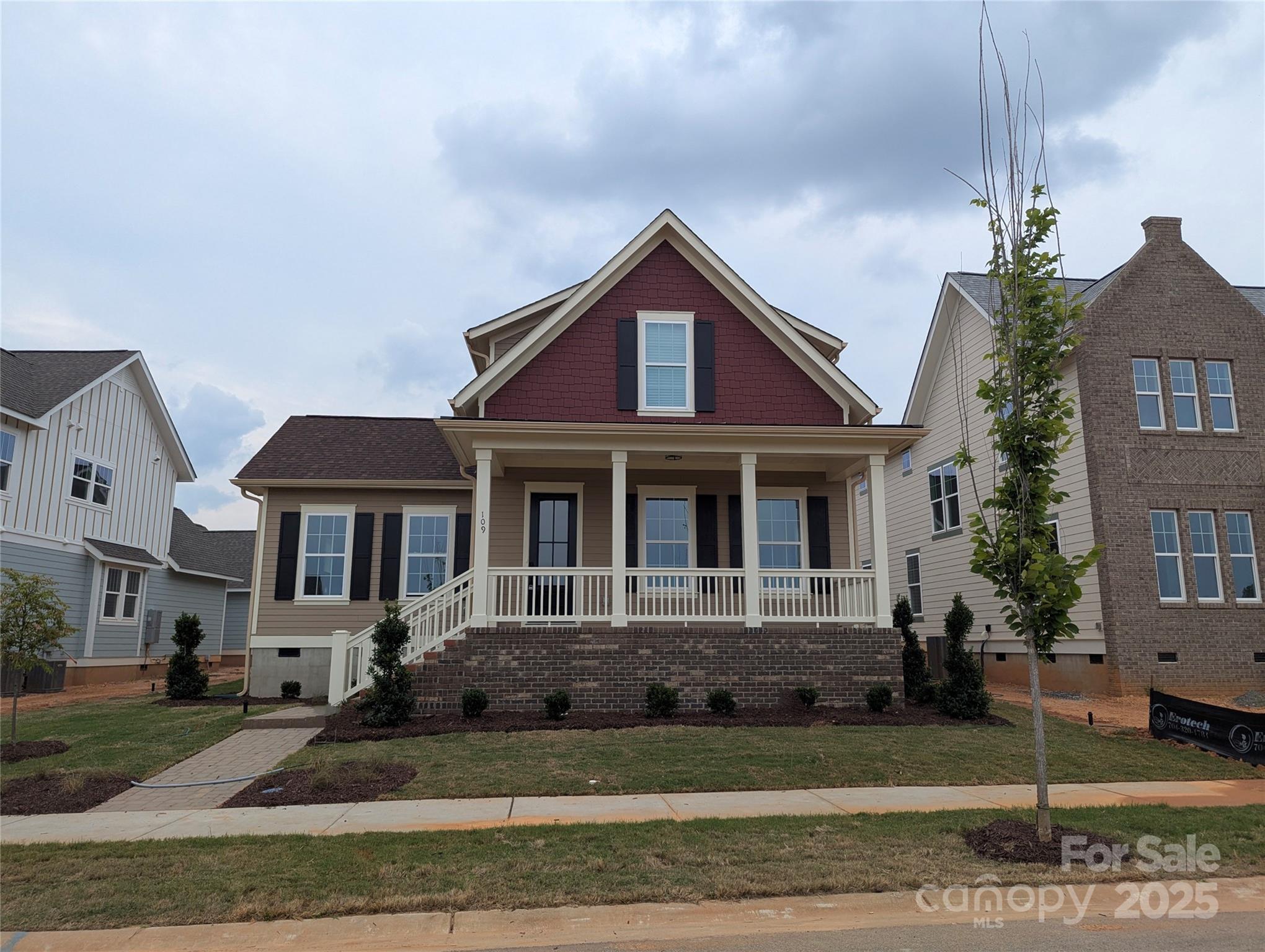 Riverwalk - Residential