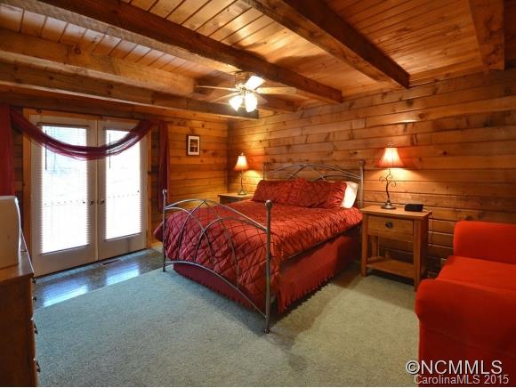 Rumbling Bald on Lake Lure - Residential