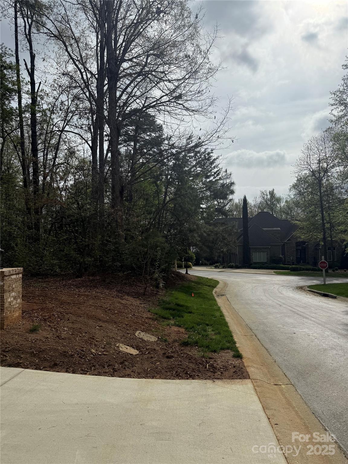 Uwharrie Point - Land