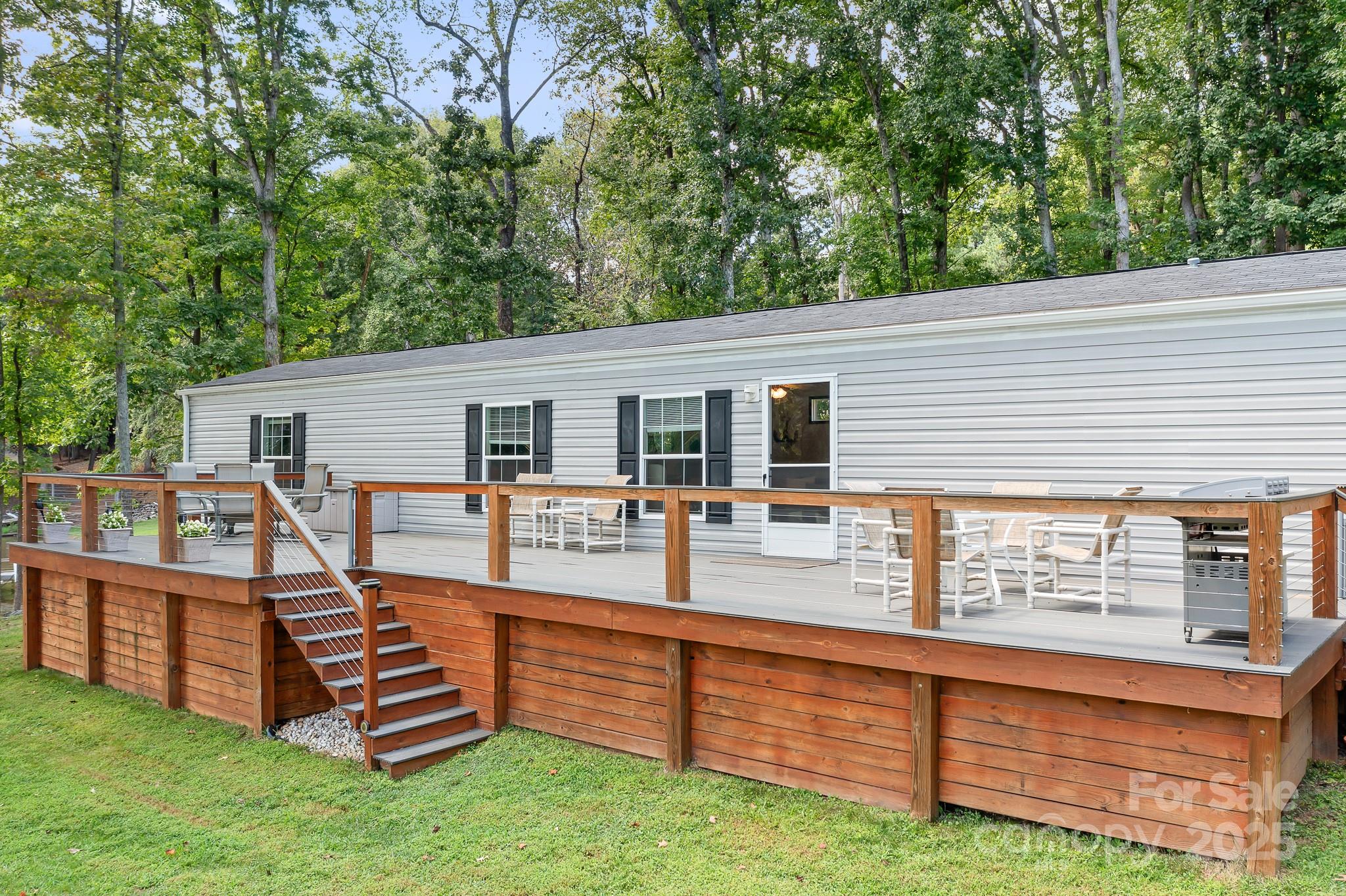 204 Lakeview Shores Loop