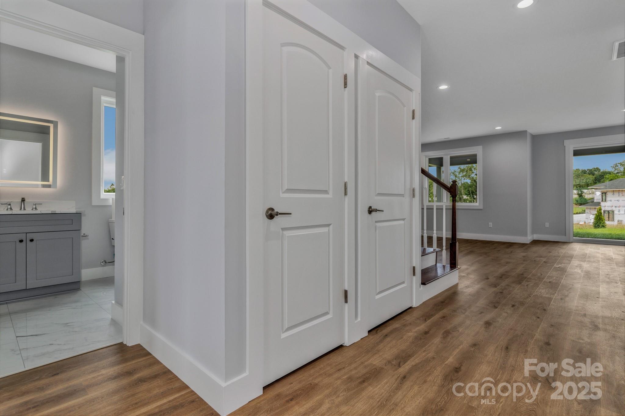 Chambers Trace - Residential