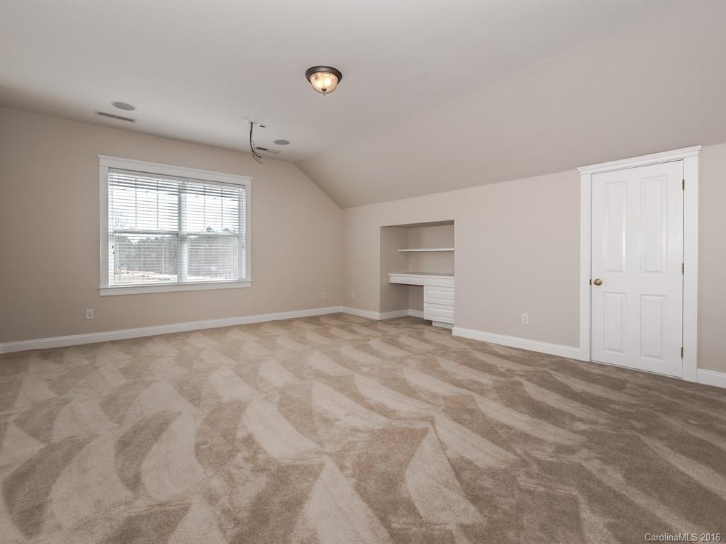 Lake Shore - Residential