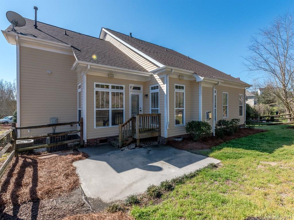 Lake Shore - Residential