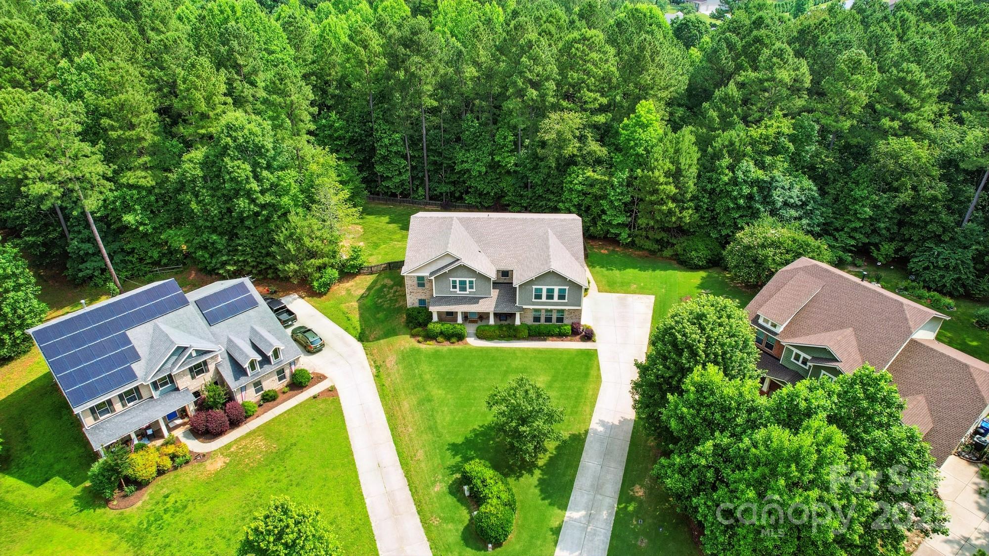 110 St Sophia Court