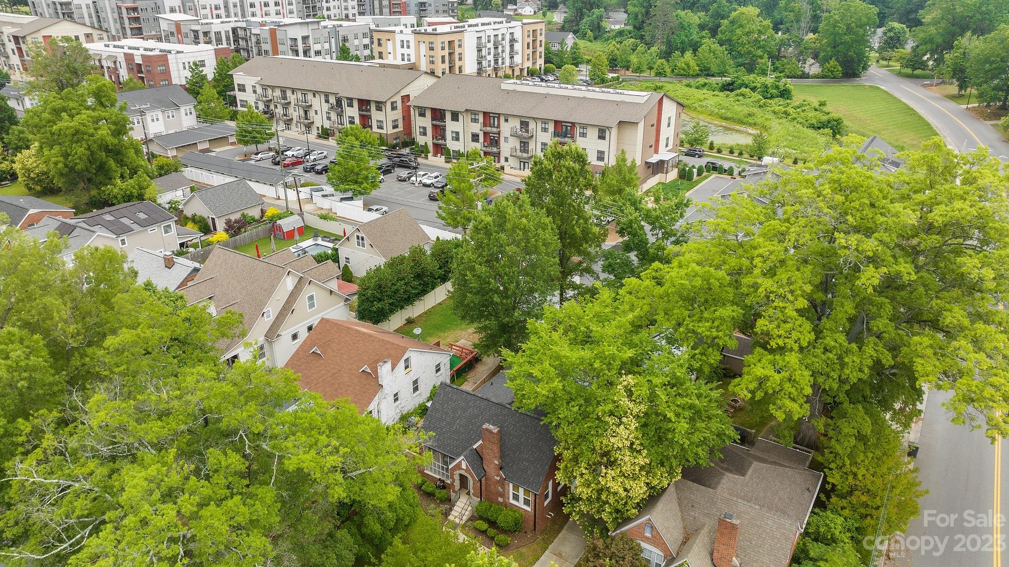 Commonwealth - Residential