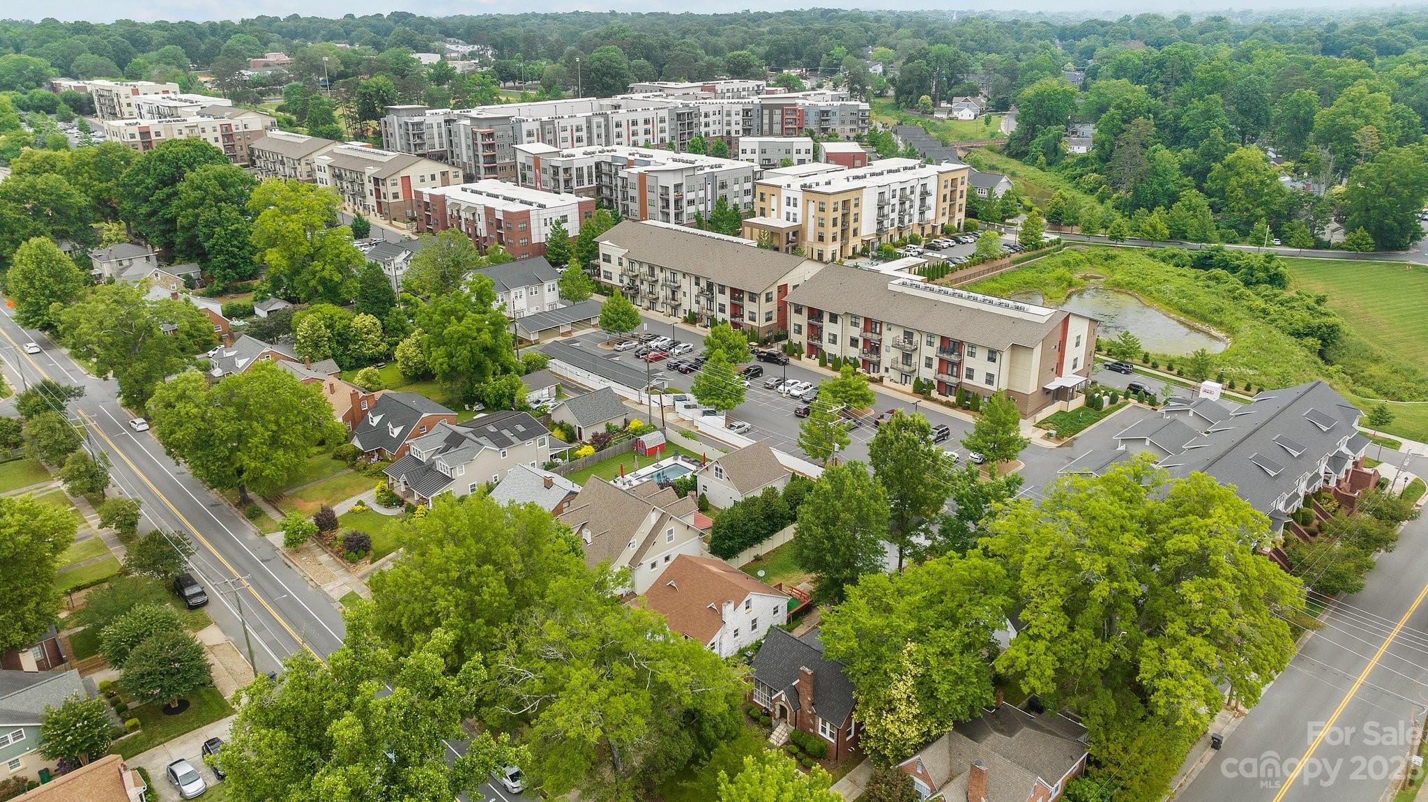 Commonwealth - Residential