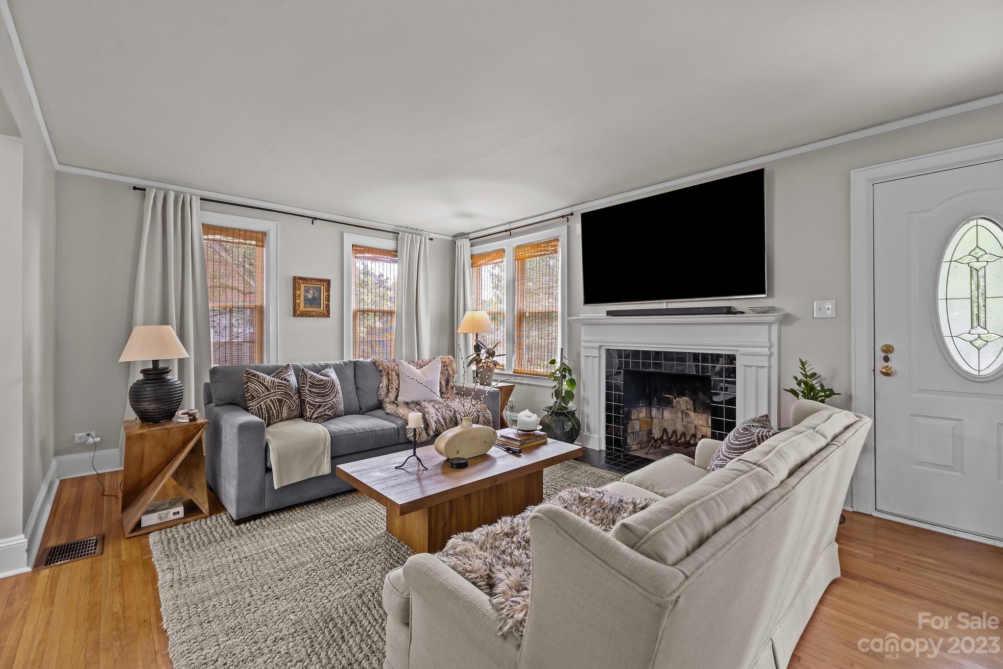 Commonwealth - Residential