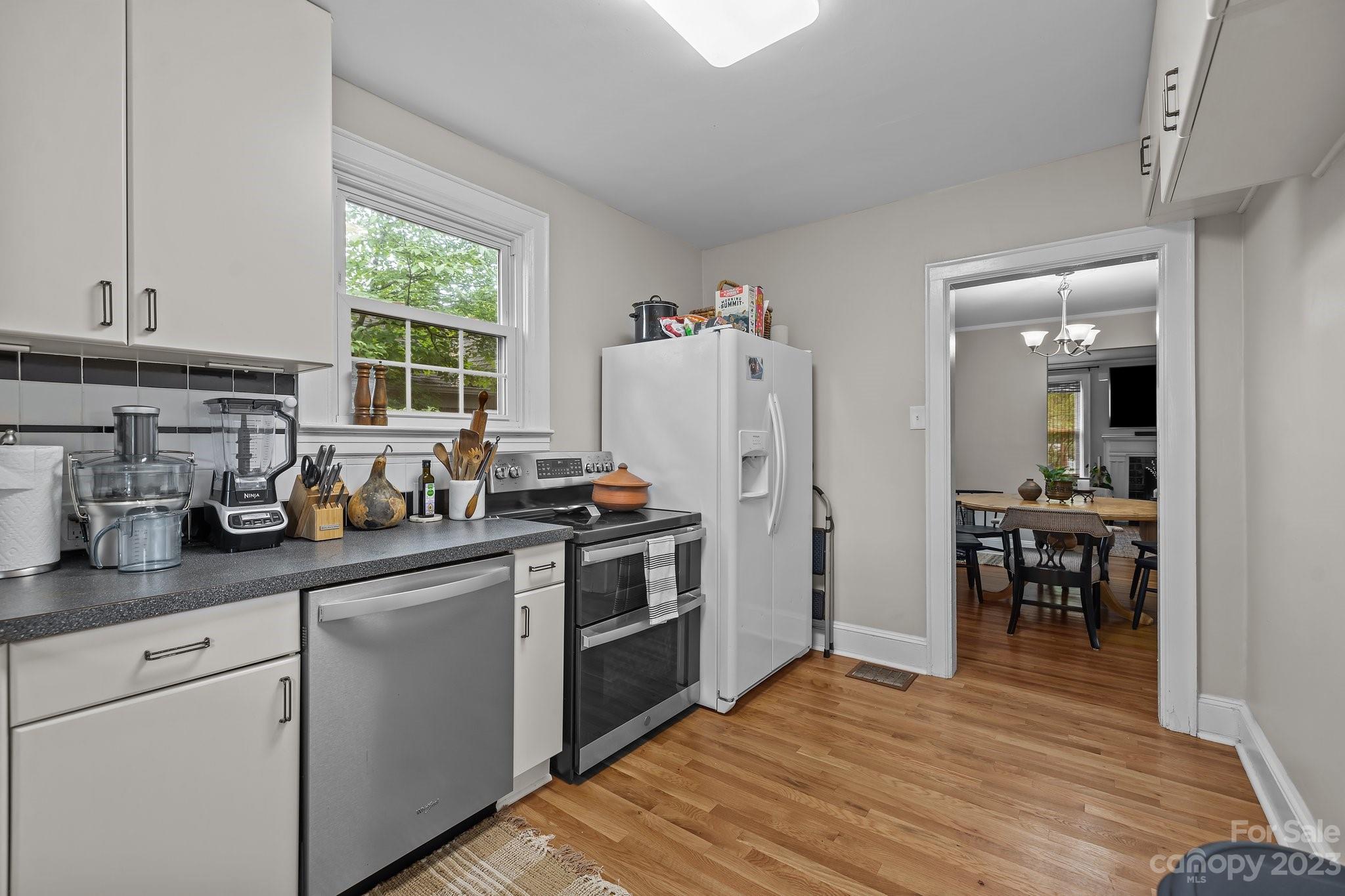 Commonwealth - Residential