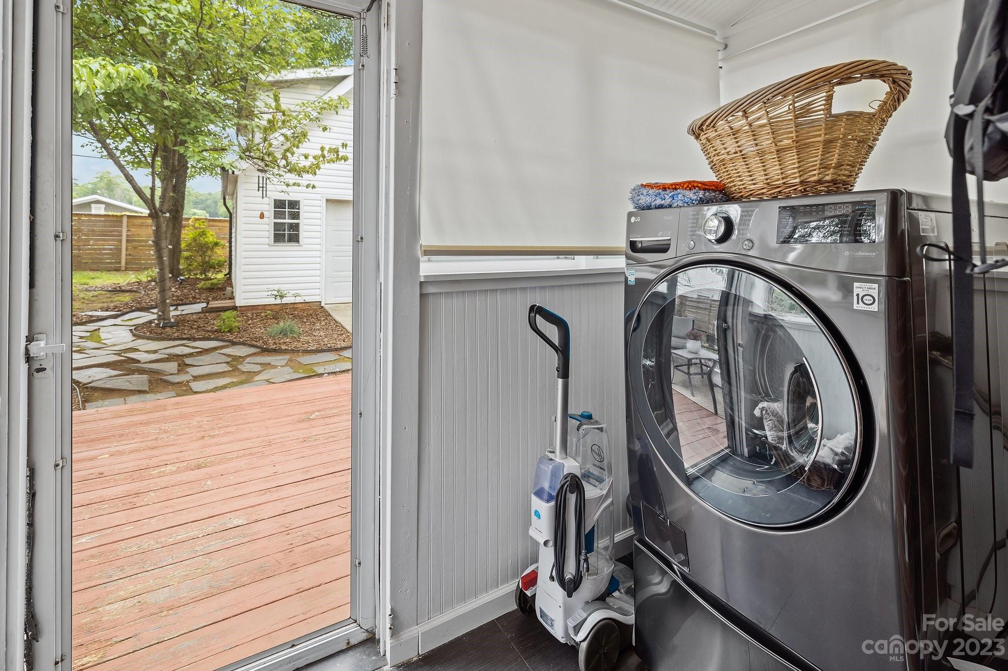 Commonwealth - Residential