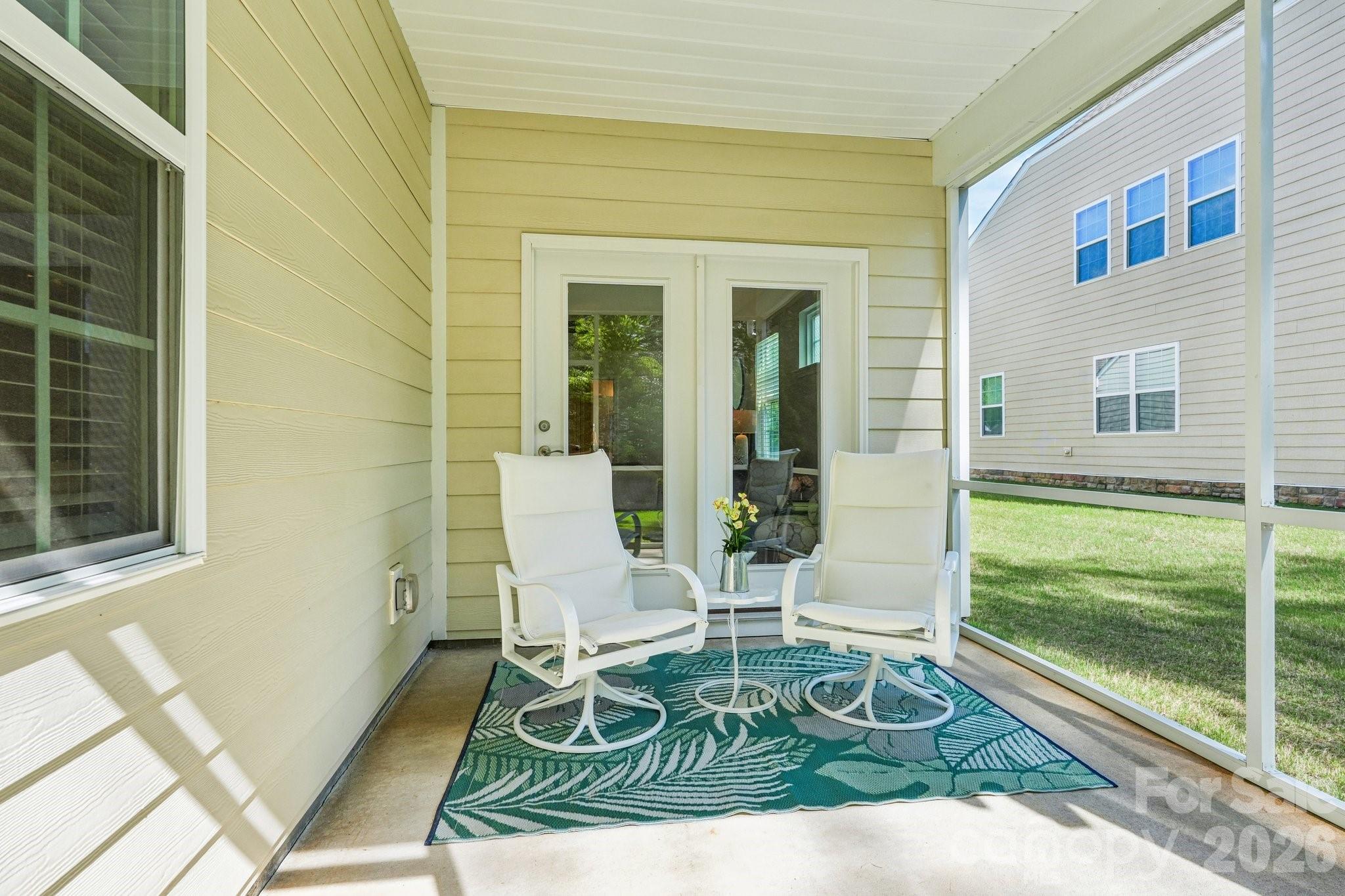 Imagery on Mtn Island - Residential