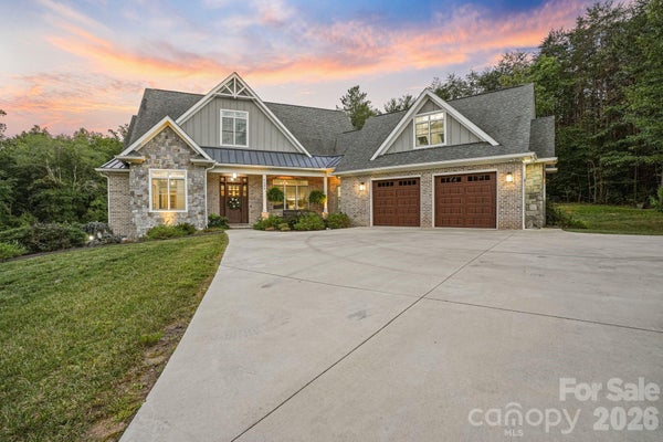 4686 MILLER BRIDGE RD, CONNELLY SPRINGS, NC 28612 - Image c48c06bfc52a6f048b4295bf7fc360a1/2998195582