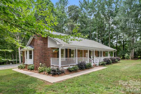 Photo of 2482 Waxhaw Indian Trail Road S, Waxhaw, NC 28173 (MLS # 4393360)