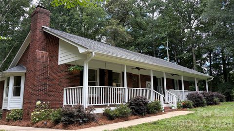 Photo of 2482 Waxhaw Indian Trail Road S, Waxhaw, NC 28173 (MLS # 4393360)