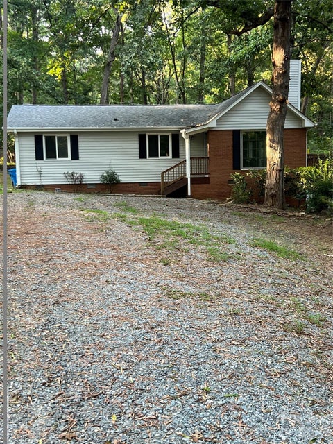 Photo of 319 Settlement Drive, Midland, NC 28107 (MLS # 4418684)