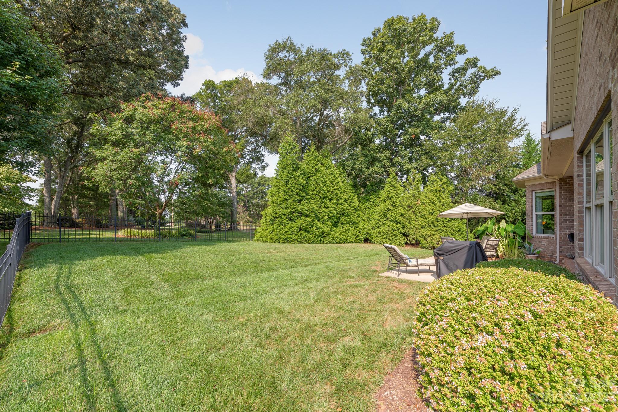 Barber Rock - Residential