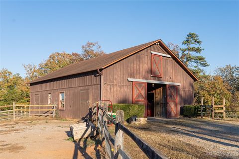 A home in Tryon