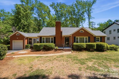 Photo of 104 N Westover Drive, Monroe, NC 28112 (MLS # 4371023)