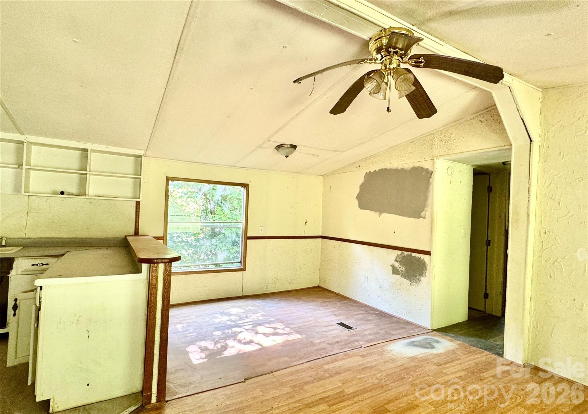 8 White Oak Drive