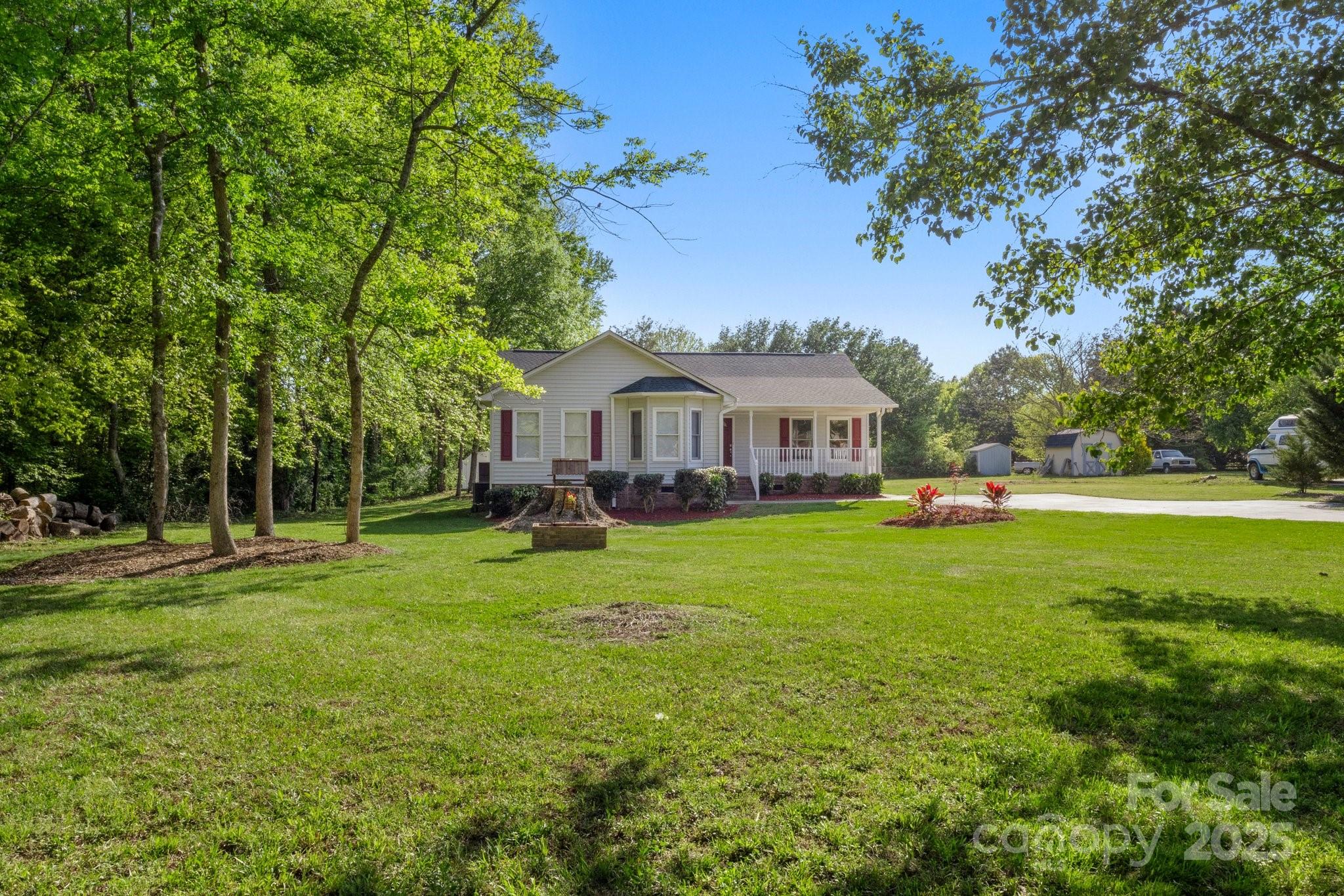 1325 Red Oaks Drive