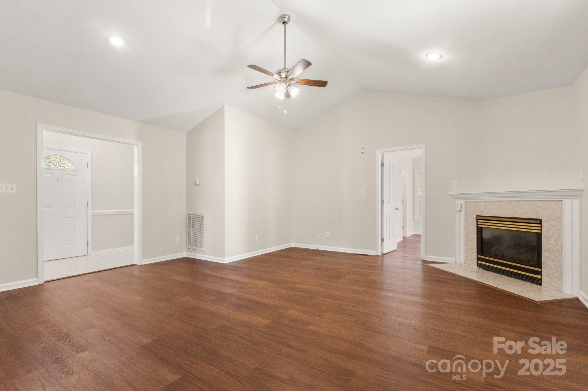 Red Oaks - Residential