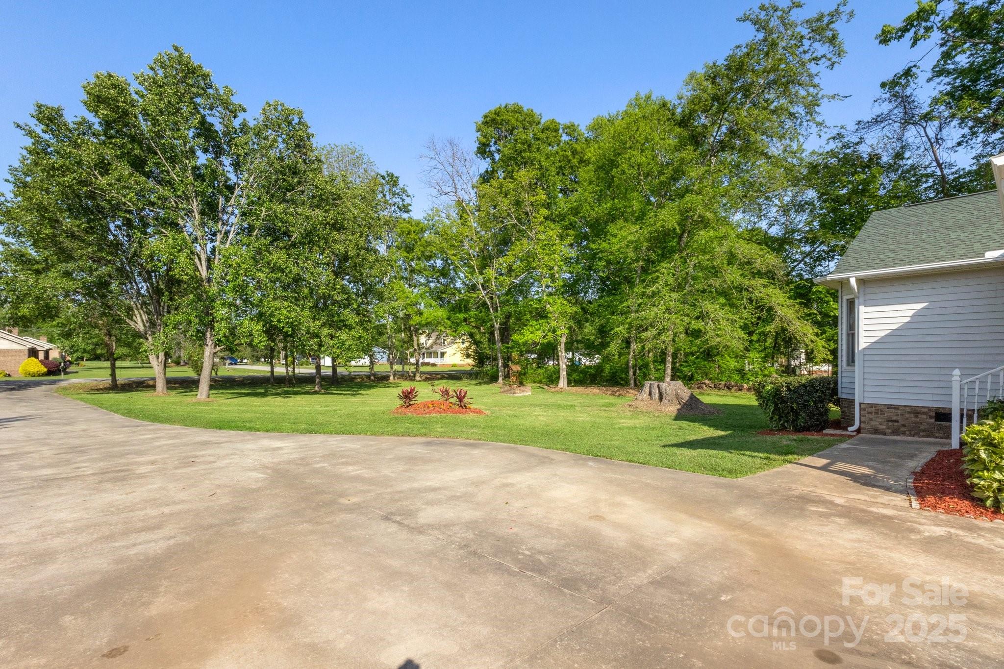 Red Oaks - Residential