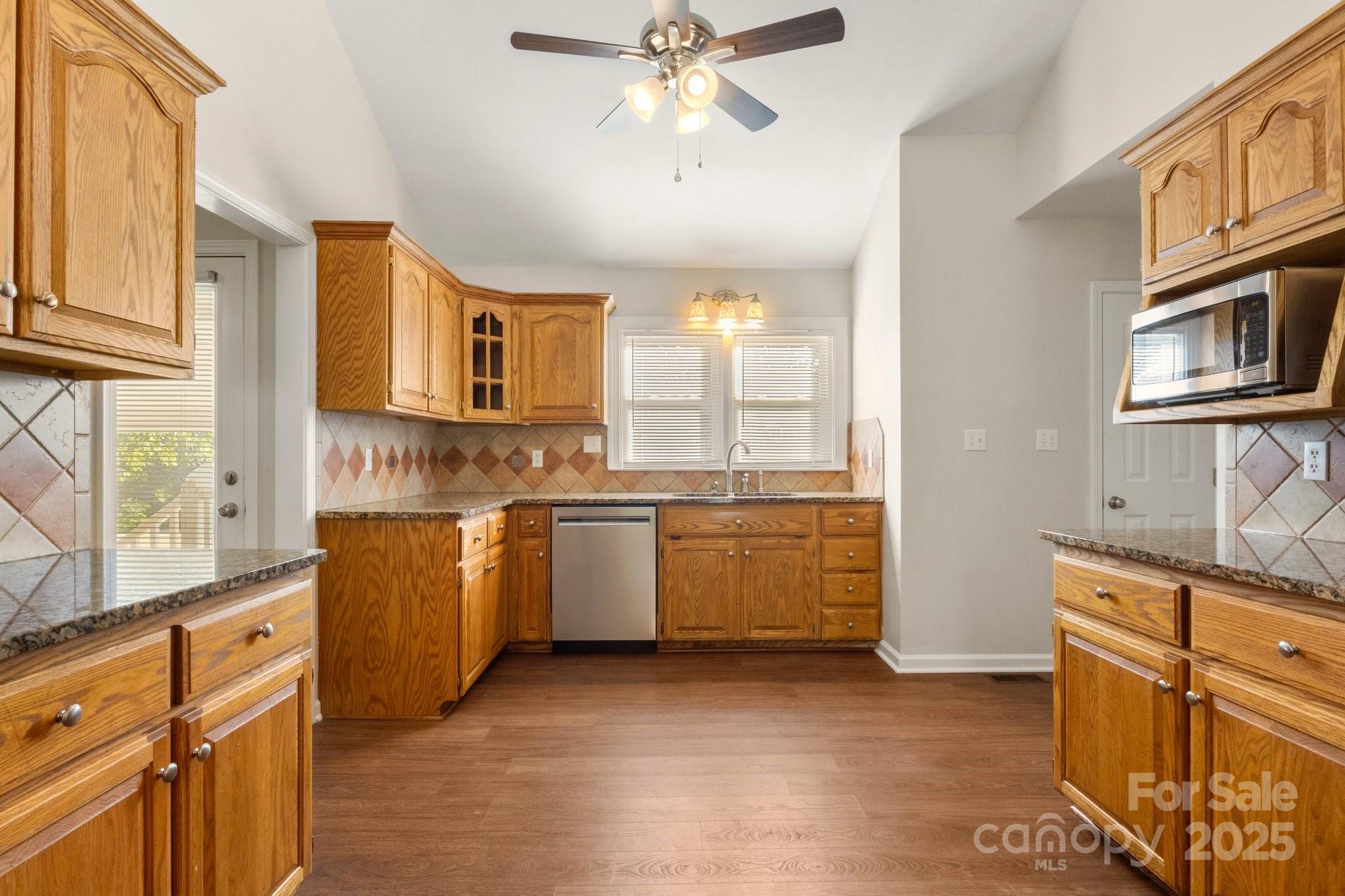 Red Oaks - Residential