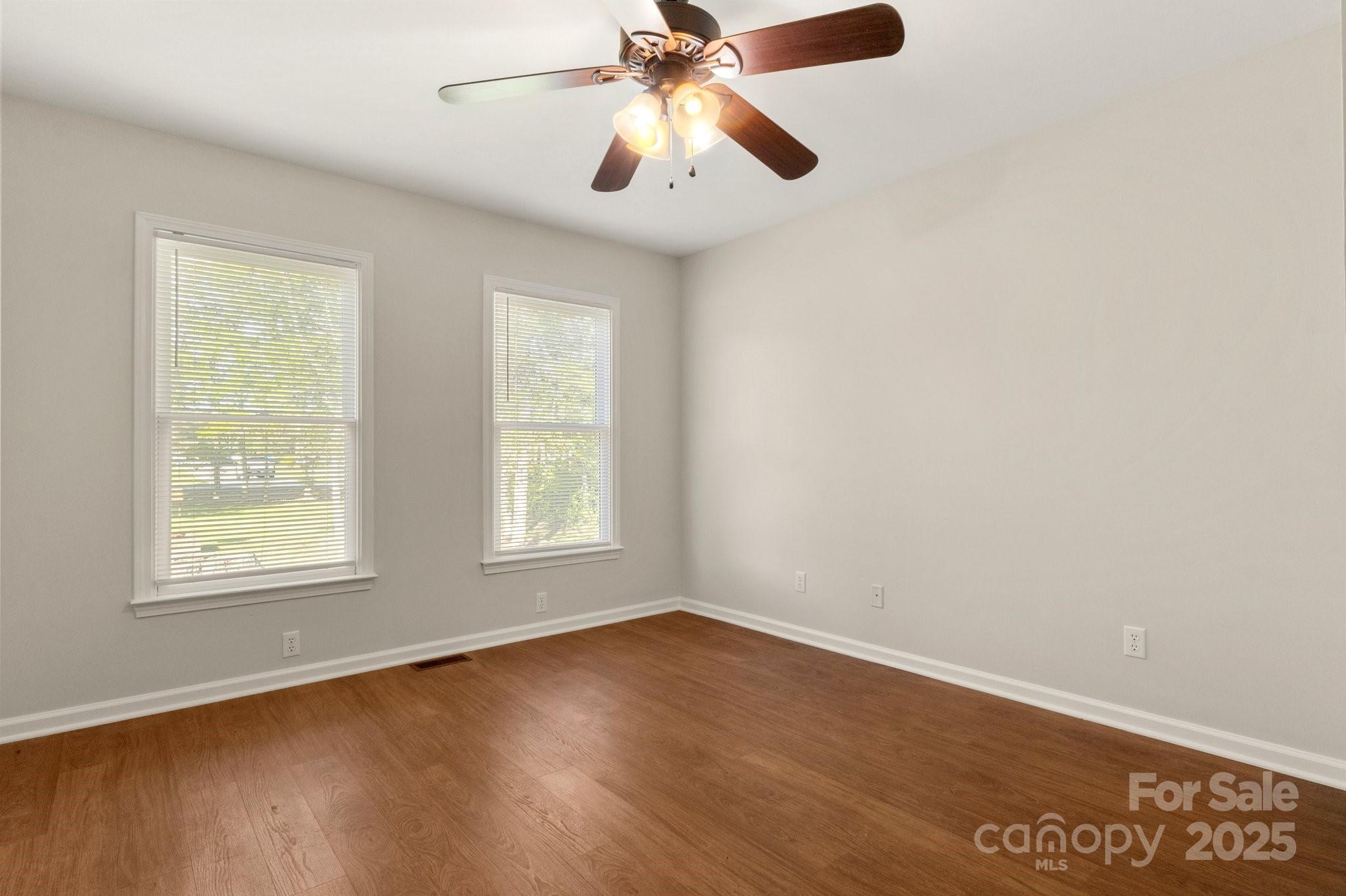 Red Oaks - Residential