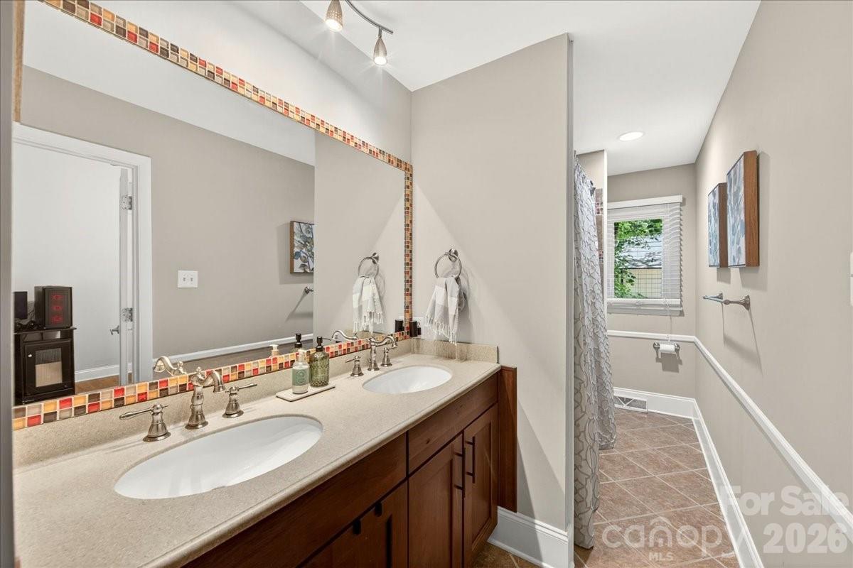 Raintree - Residential
