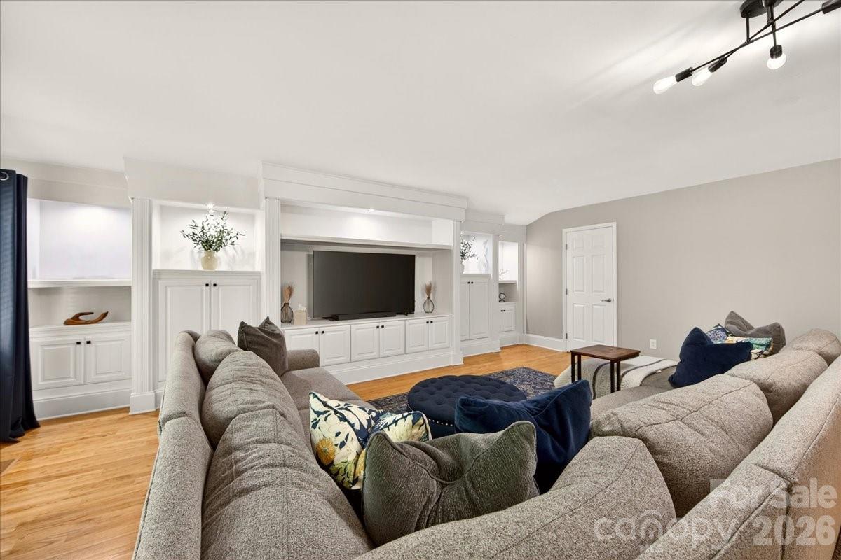 Raintree - Residential