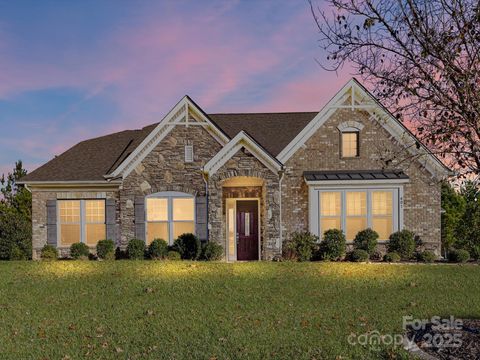 401 Hollyhock Drive Matthews NC 28104