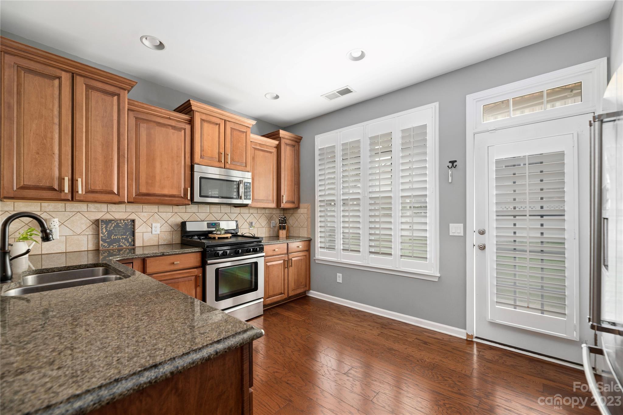 Waters Edge - Residential